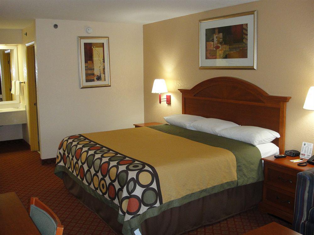 Super 8 By Wyndham Prattville Montgomery Exterior foto