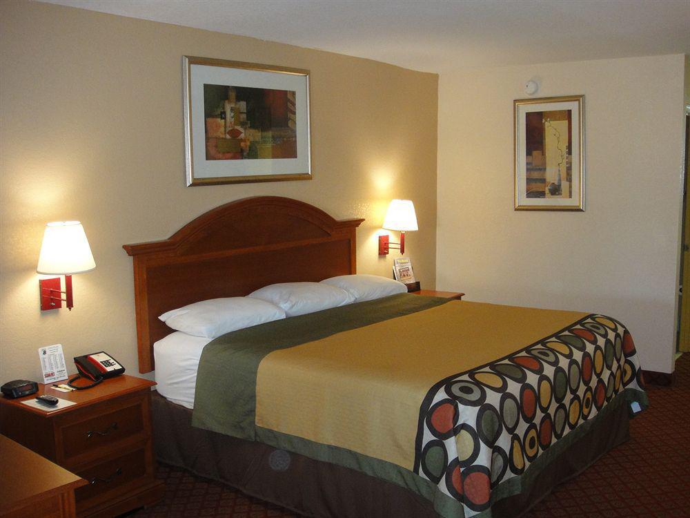 Super 8 By Wyndham Prattville Montgomery Exterior foto